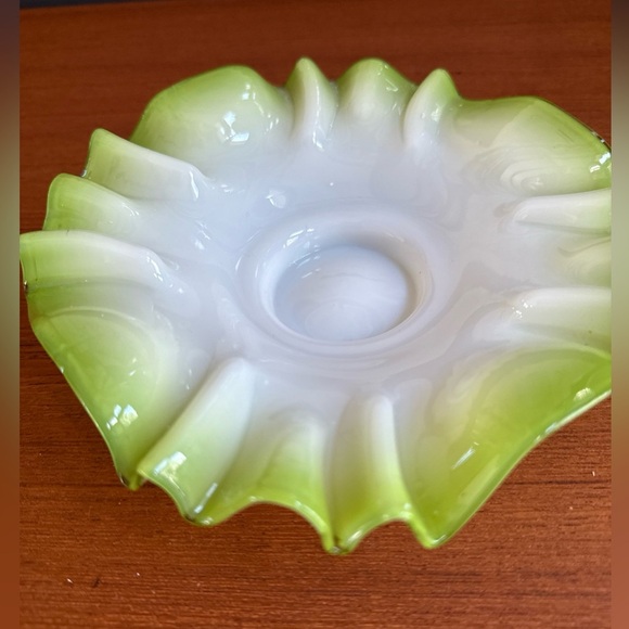Beautiful Fenton ? ANTIQUE Art Nouveau milk opaline glass bowl - Picture 2 of 9